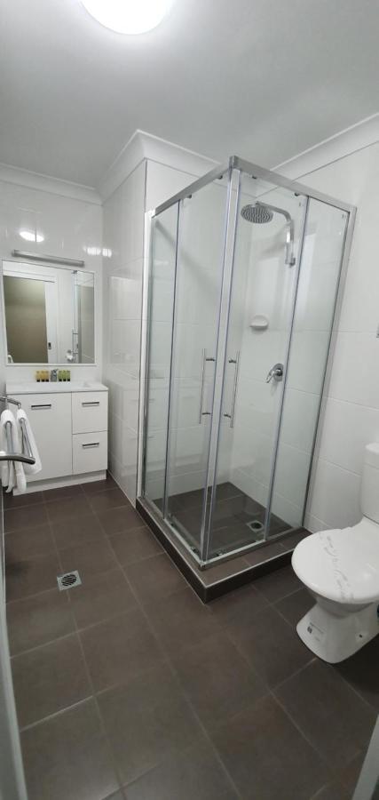 Sarina Motor Inn Dış mekan fotoğraf