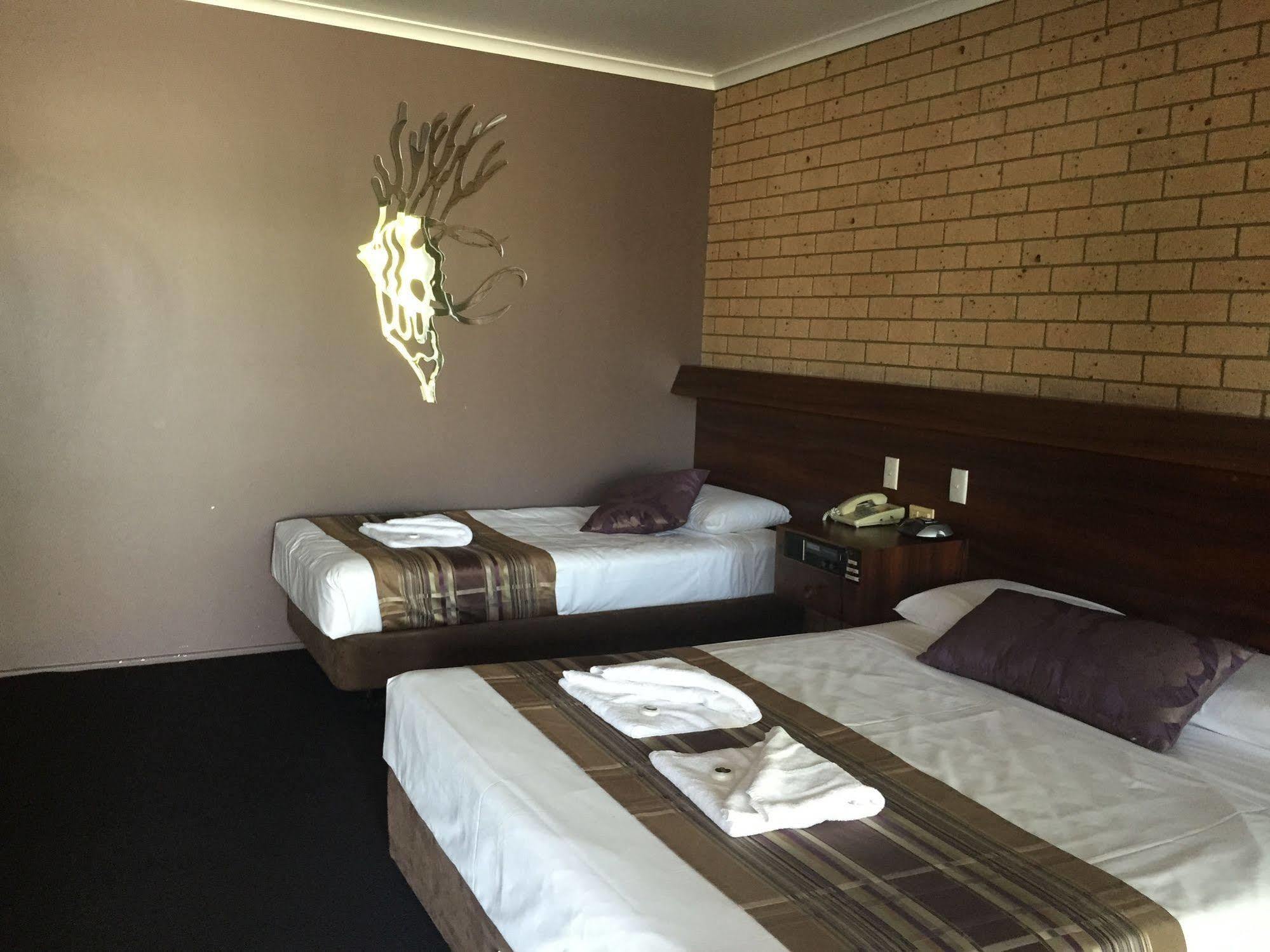 Sarina Motor Inn Dış mekan fotoğraf